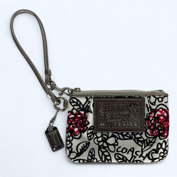 Coach Poppy Graffiti Wristlet Red Flowers On White & Black Print Floral Pattern - Picture 1 of 6